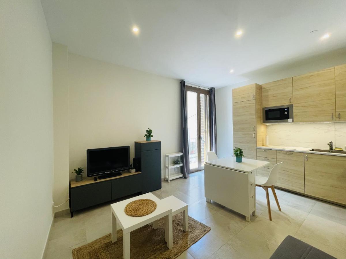 Apartment Centric *