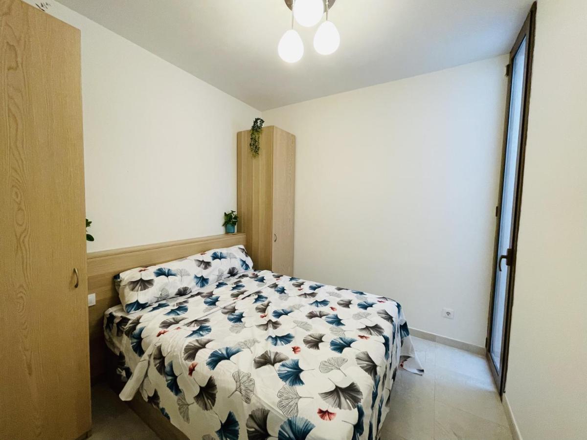 Apartment Centric